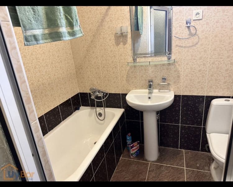 Сдам однокомнатную квартиру в центре , голубые купола , метр — фото 4