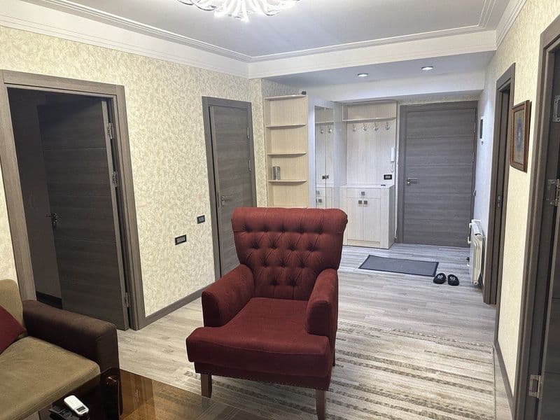 Сдаётся квартира в Мирабадском районе!<br />
<br />
 Адрес: 