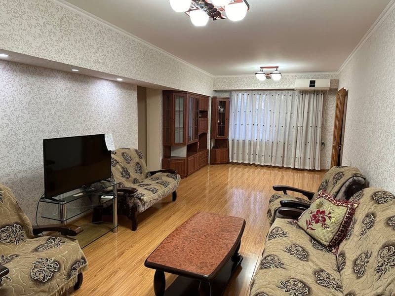 Сдаётся квартира на Ц1, в центре города, ориентир Бибигон, с — фото 2