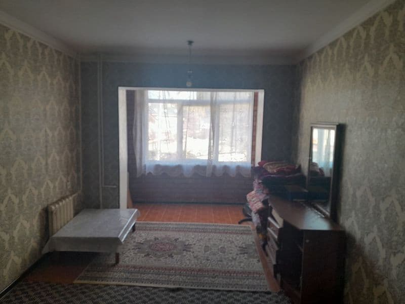 Срочно срочно сдаётся в аренду на долгий срок 2 комнатная кв