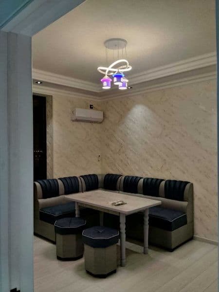 2/8/10   - 750   НОВОСТРОЙКА<br />
<br />
Адрес: Яккасарайск