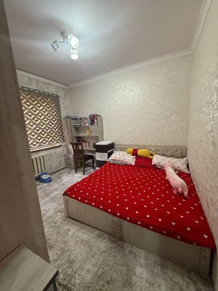 Машхура ўқув маркази ёнида квартира бор<br />
Цена: 2 900 00