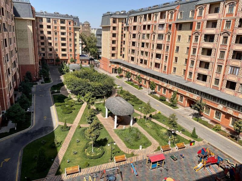 Сдается светлая и уютная 3-комнатная квартира в престижном ж