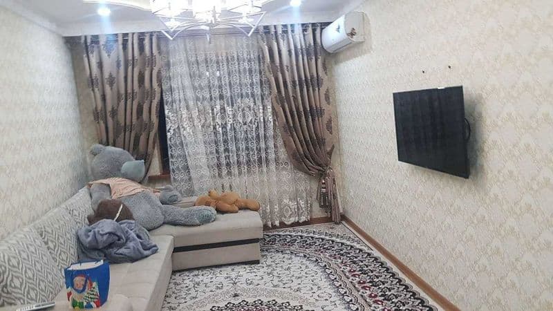 Ijaraga uy beriladi<br />
Axmad Yugnakiyda<br />
3 xonali 2 