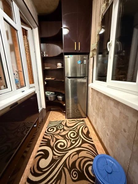 Chilonzor 12kvartal Shohmed klinika yonida 2ta qiz bola kera — фото 3