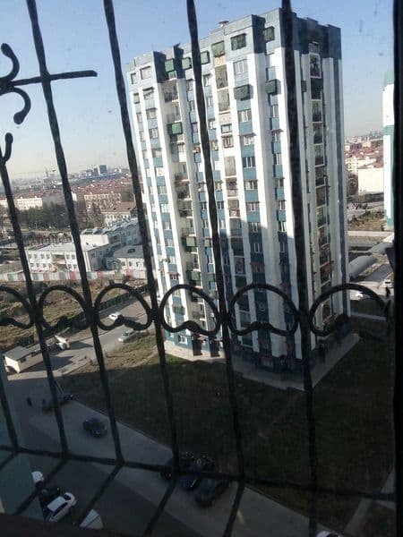 Сдаётся квартира новостройка. 3 комнатная с обстанов7кой Олм