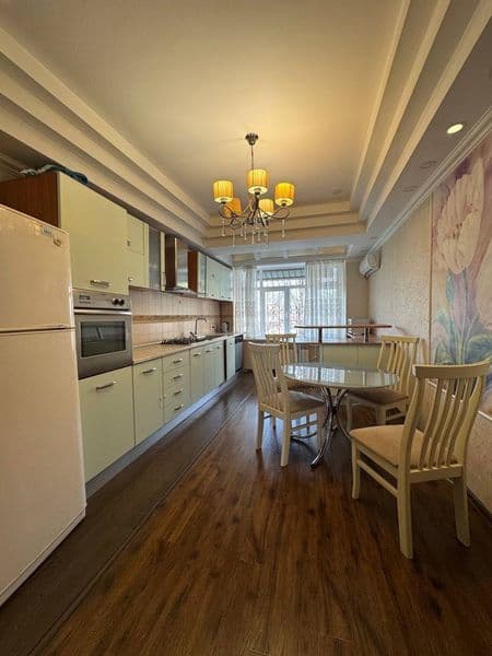 Аренда, Яккасарайский район, Ракат махалля, 3/2/5<br />
3-ко