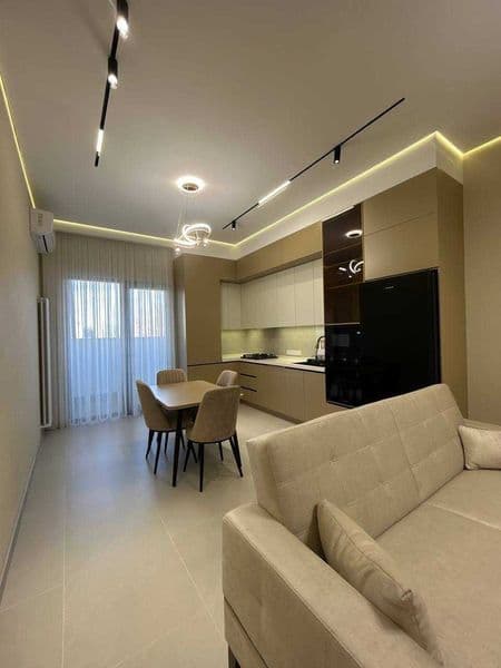 Сдаётся 2-комнатная квартира в современном доме, район Алмаз — фото 3