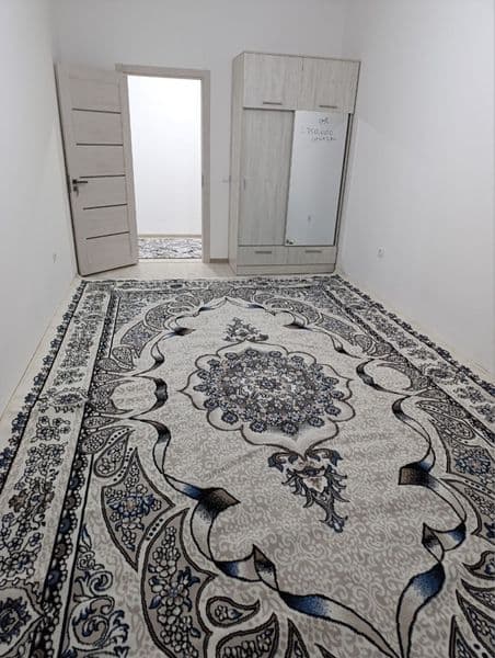 Yangi hayot darxon 3/16/16  80m2. Liflari bor hamma sharoit 