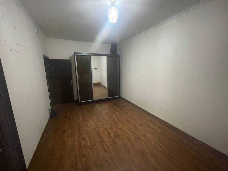 Квартира ремонти ўрта даражада, оила арендага қўйилади. — фото 2