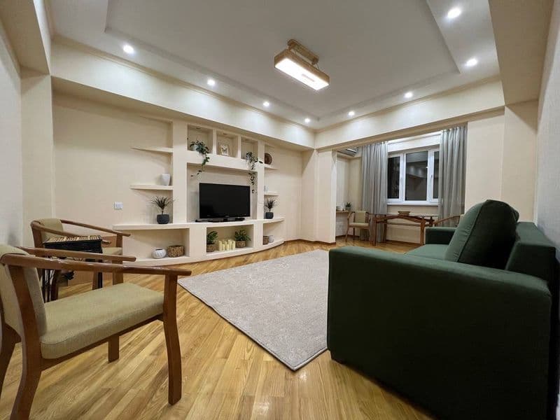 Уютна, квартира в центре. 2 комнатная, со всеми удобствами.