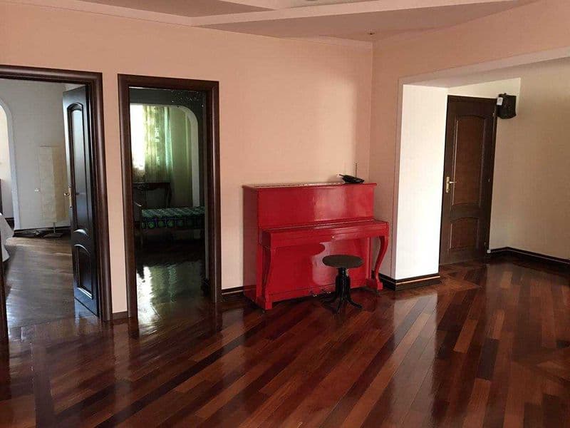 Большая квартира (6 комнат) в центре города, напротив японск — фото 3