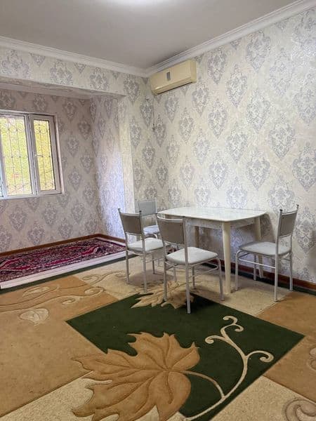 Чиланзар 6 <br />
Комнат 2 <br />
Этаж 2 <br />
Этажность 4 