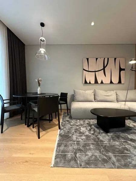 Район: Мирабадский<br />
Ориентир: Мирабад авенью<br />
<br 