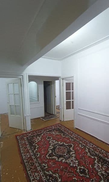 Сдаётся аренда квартира на Куйлюк массив 7<br />
<br />
Этаж