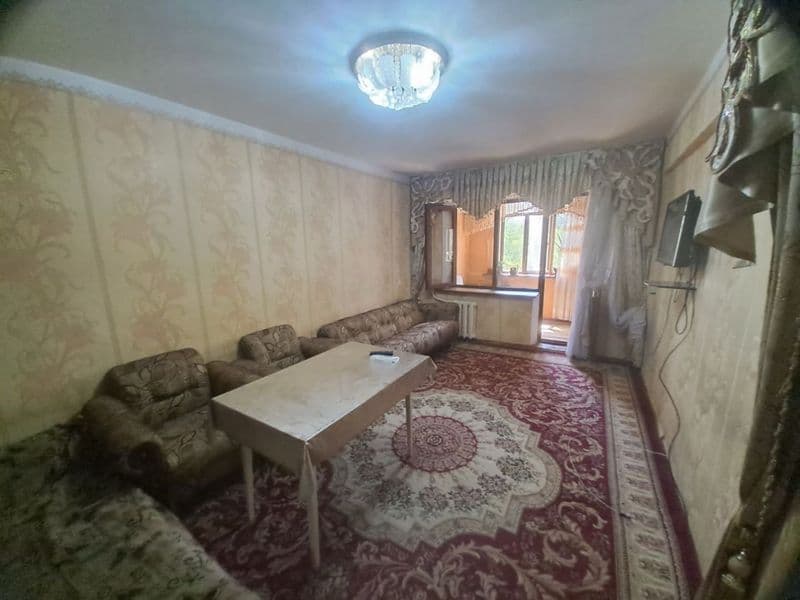 кора камиш  2 хона аренда хамма нарсаси бор 350$ бесалол уй 