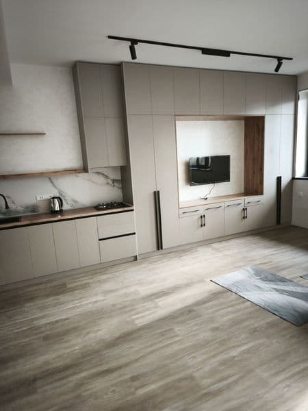 В квартире есть: Интернет, Холодильник, Телевизор, Кондицион