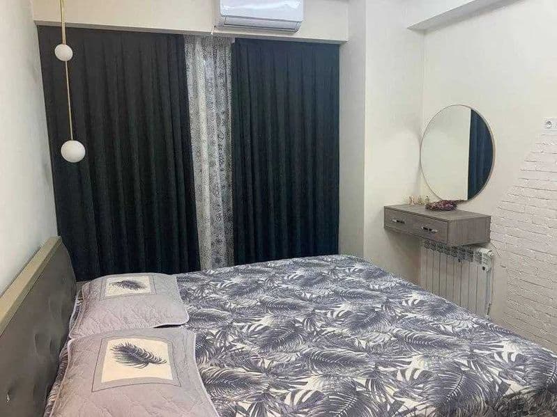 Район: Мирзо-Улугбекский <br />
Адрес: Московские высотки Да