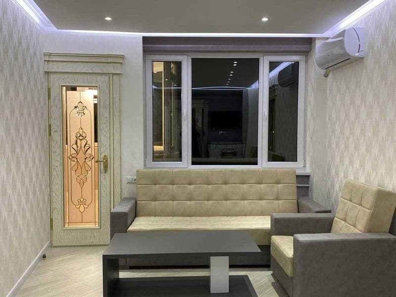 Сдаётся Евро квартира на Кунаева<br />
Ориентир - Жемчуг дом