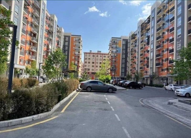 Сдаётся  квадратов  <br />
67м квадратов <br />
Новостройка 