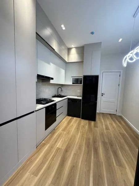 Имеется Терасса 20 м2<br />
2 окна смотрят во двор<br />
Пло — фото 4