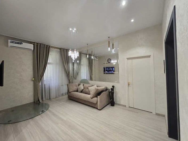 Сдаётся квартира на ул. Мирабад‼️<br />
Ориентир - Кафе Dolc