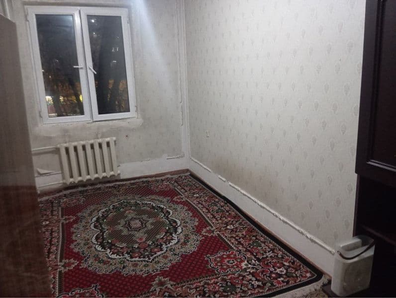 АРЕНДА<br />
Чилонзор 17 кв  3/2/4 пол пустой Истиралка хала