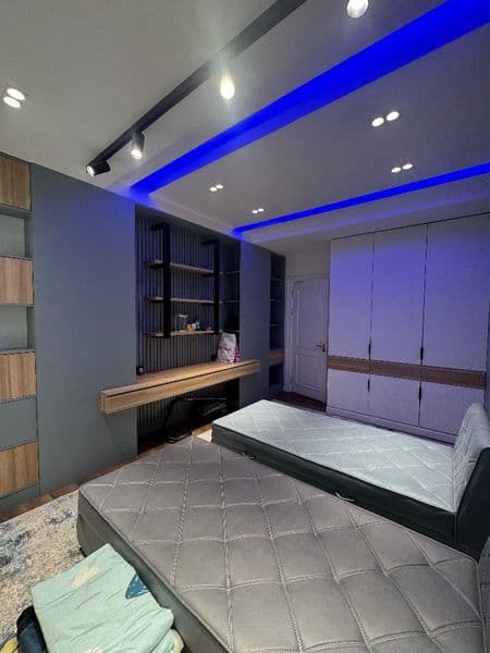 Своя, Без риелторских услуг,<br />
<br />
Яккасарой сити мал