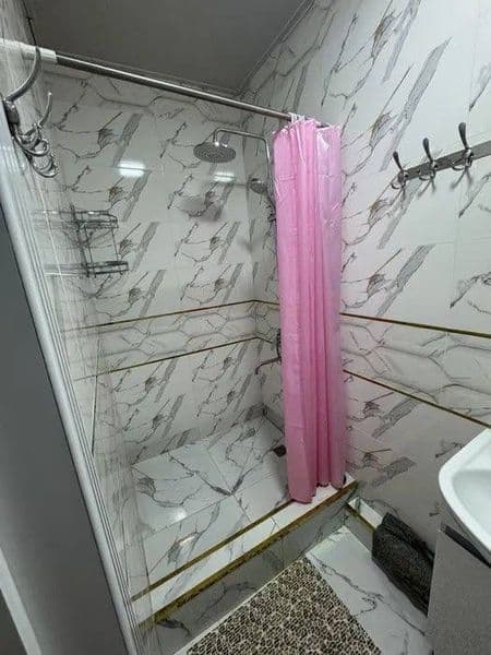 Srochna  кerak!!!<br />
 Manzili: Yunusobod tumani 4 kvartal