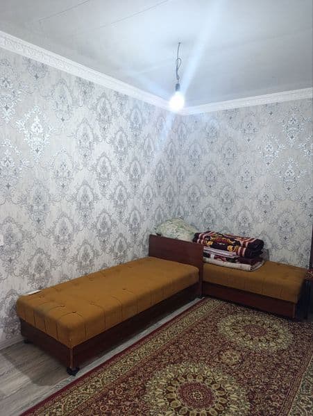 2 ta bola kerak , rasm dagi xona emas , tel qilib kelib kori