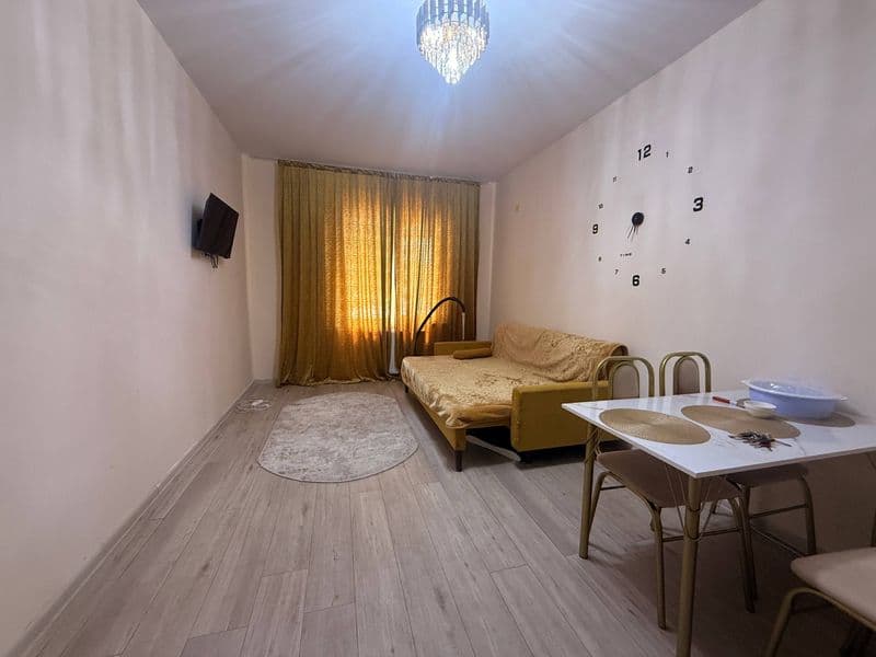 Ecobozor chimgan yonida 1xonali novostroyka uy uzoq muddatga