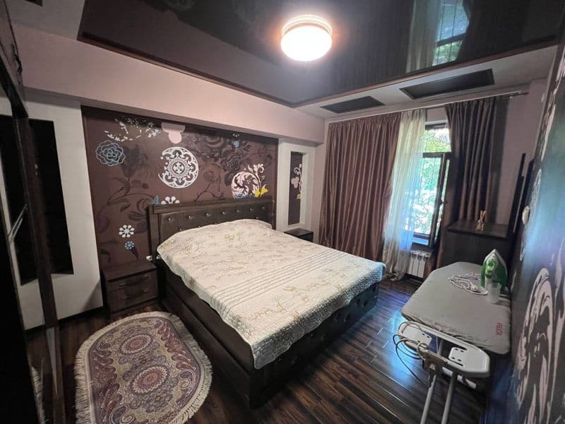 Ц-5 аренда<br />
Ориентир: Дафна мебель<br />
Монумент Мужес