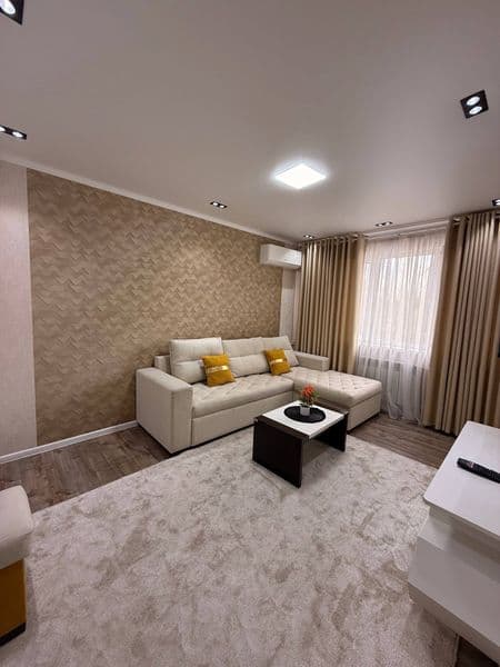 Чиланзарский район - 4 квартал. Ориентир Метро Мирзо-Улугбек