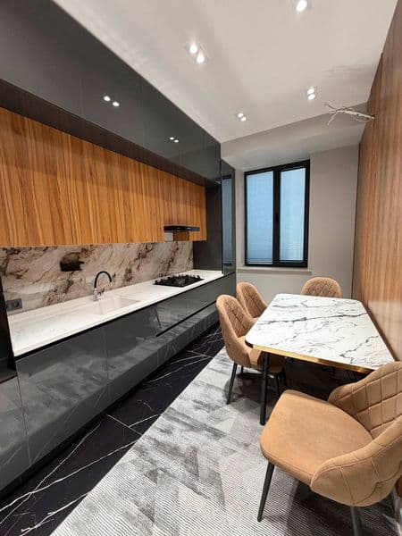 Аренда 1000$<br />
2/4/8<br />
Общая площадь: 70 м2<br />
Им