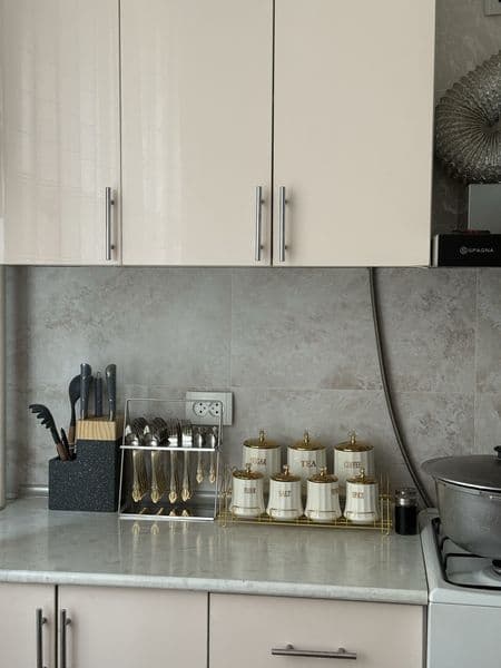 хозяйкали Кв га кизла куямиз ишлайдиган,аккуратный оила бн т