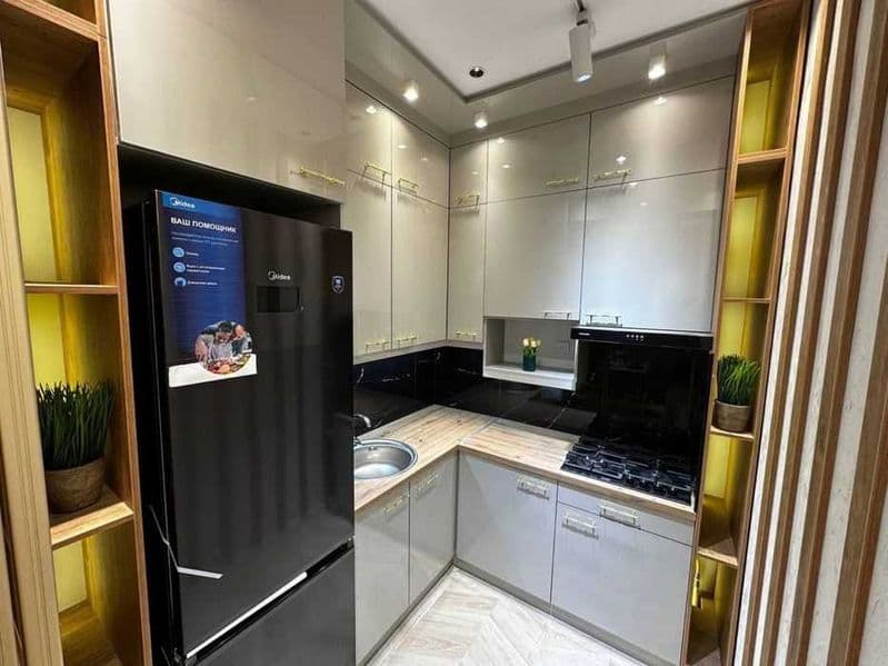 Район: Мирзо Улугбегский<br />
Адрес: Максим Горький<br />
< — фото 5