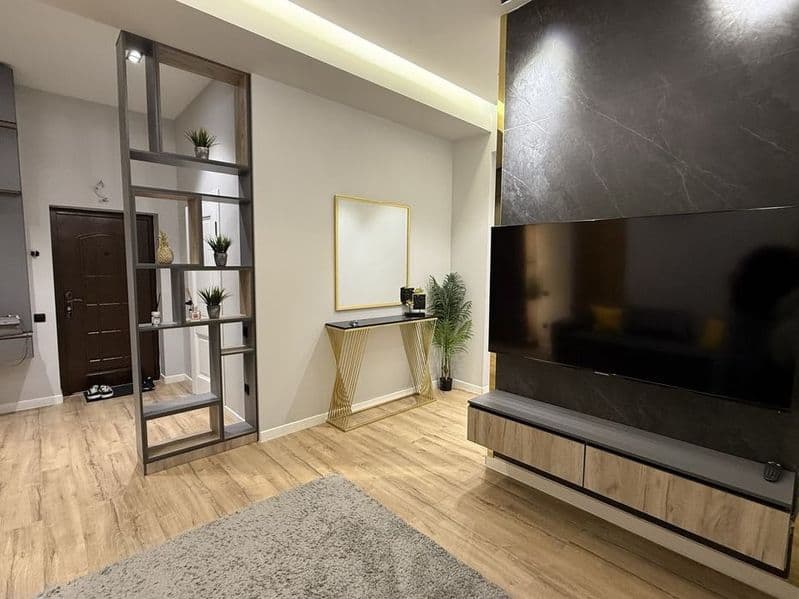 Паркентский<br />
2/8/9<br />
50кв<br />
600 y.e<br />
<br / — фото 3