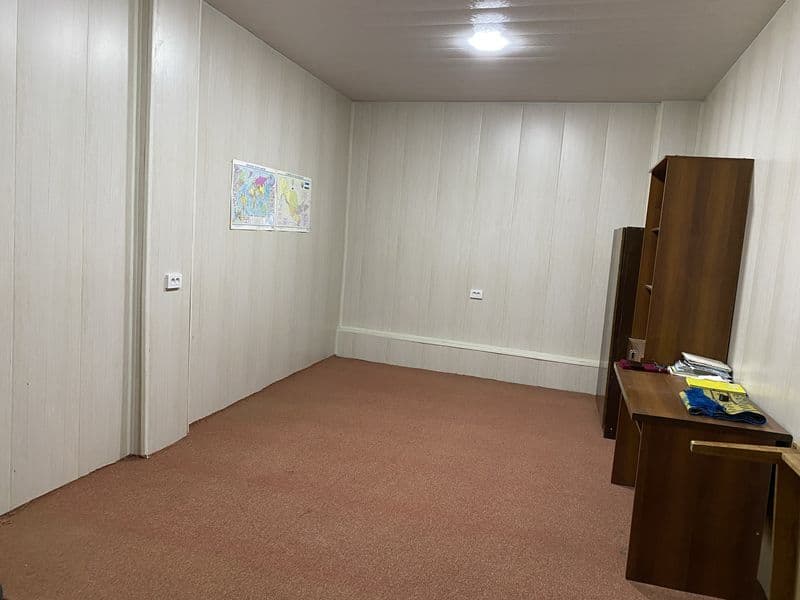 8 sotixlik xovlida yangi quruligan 30 kv joy ogil bola talab