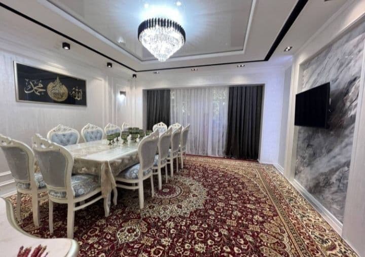 #Аренда<br />
Район: Юнусобод 4 квартал<br />
 Ориентир 302-