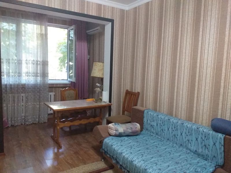 Сдаётся в аренду 2х ком квартира с  косметическим ремонтом м