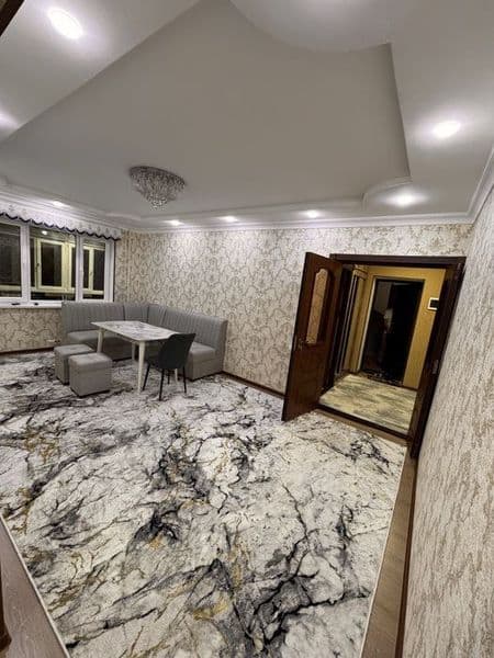 Мебель поставит<br />
<br />
Район: #Яккасарайский<br />
Адр