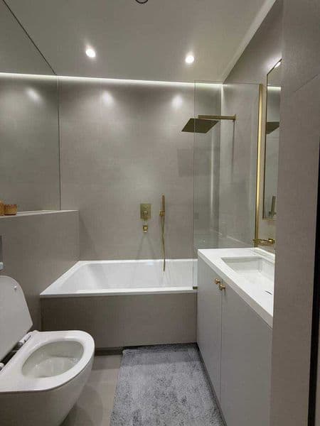 Район: Шайхонтохур<br />
Адрес: ЖК U-Tower <br />
<br />
Ком — фото 5