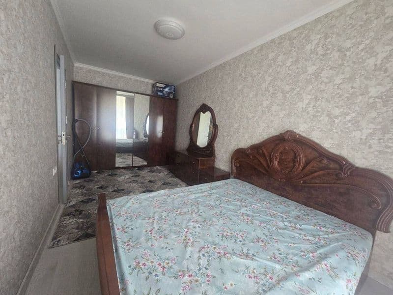 Квартира<br />
Юнусобод тумани, 12-кварталда 2 хонали кварти