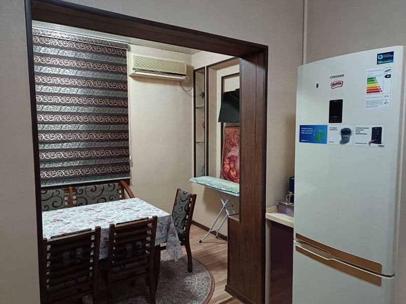 3 этаж. Все комнаты раздельные. С/у- раздельный. Большая при — фото 3