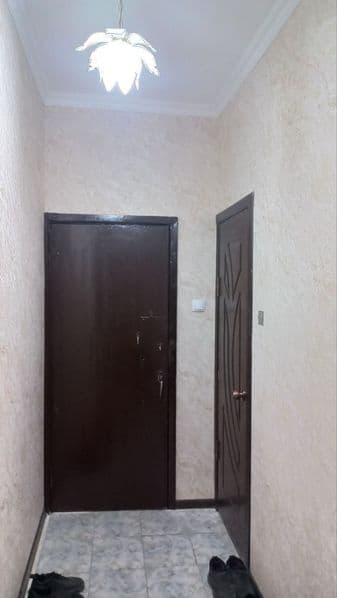 Madaniyat instituti selxoz va sampiga yaqin.Xonada bor avtom