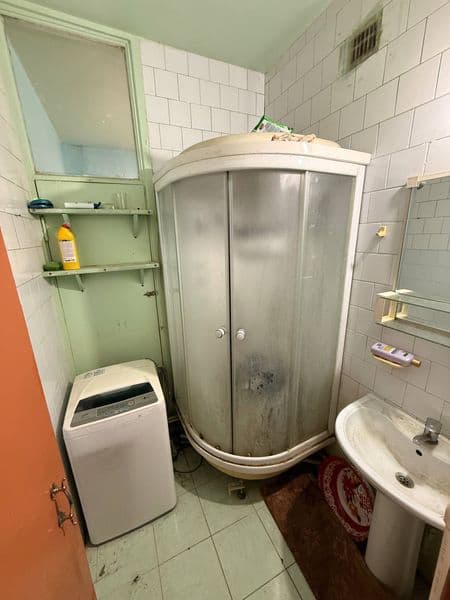 Manzili: Chilonzor tumani 16-kvartal 27dom<br />
 Moʻljali: 