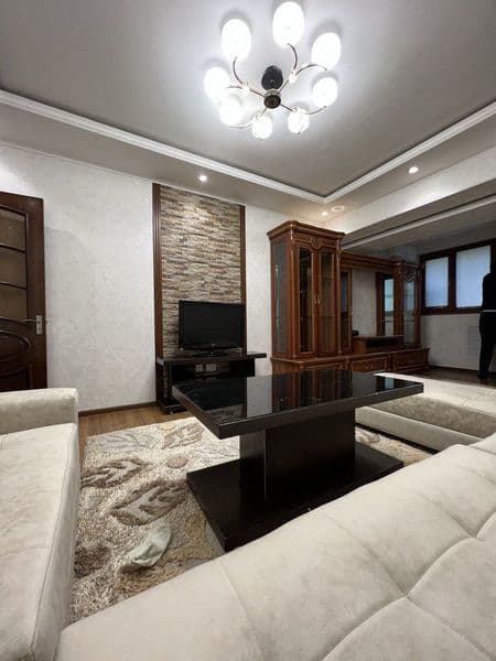 СРОЧНО СДАЁТСЯ <br />
КВАРТИРА  3/3/9<br />
3-КОМНАТА <br />