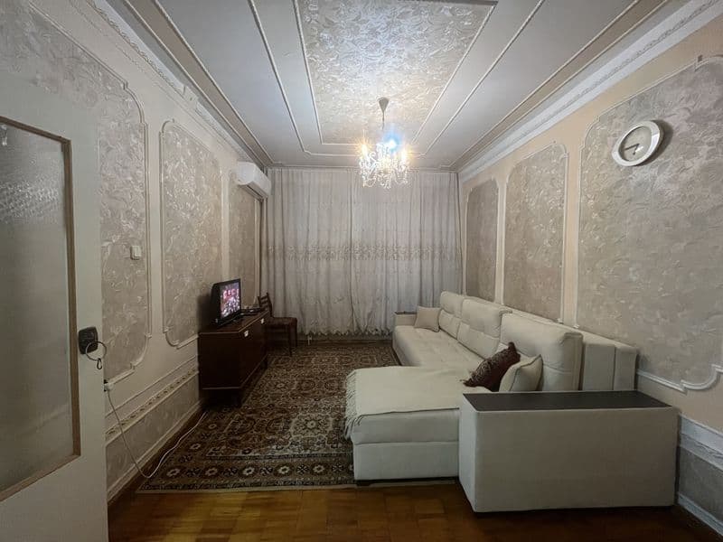 Сдам в аренду квартиру<br />
Мирзо-Улугбекский район <br />
