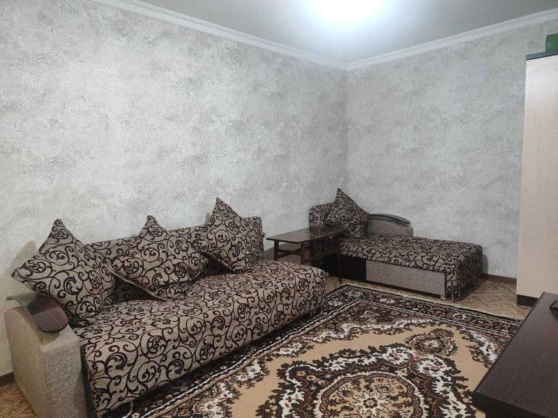 Чиланзар 5 1/1/4 аренда с мебелью и техникой. Цена 380$ + 10