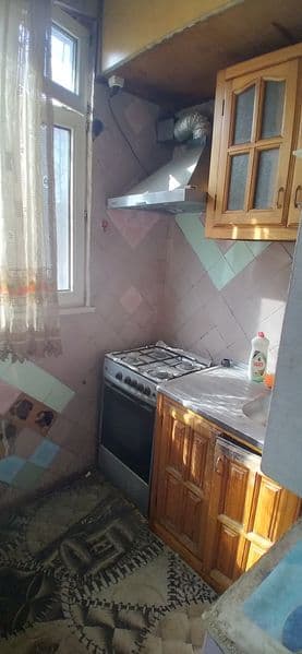 Без ремонта чистая квартира,пустая,частично с мебелью,комнат — фото 5